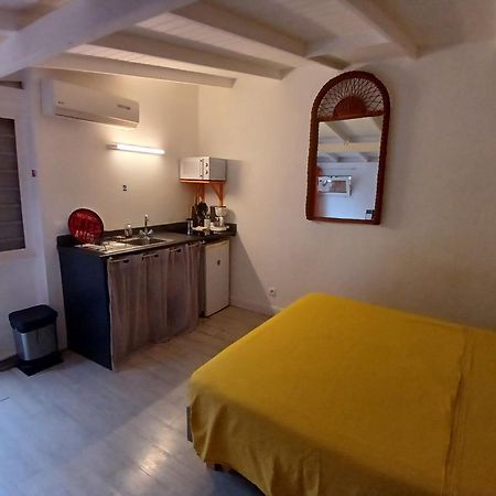 Chez Anne - Grand Caz Apartment Маригот Екстериор снимка